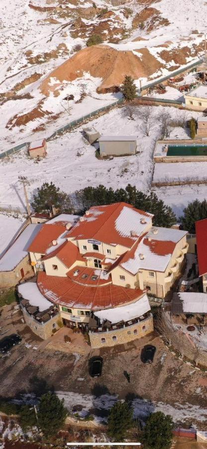 Chalets-Appartements Tourtite Ifrane  Exterior foto